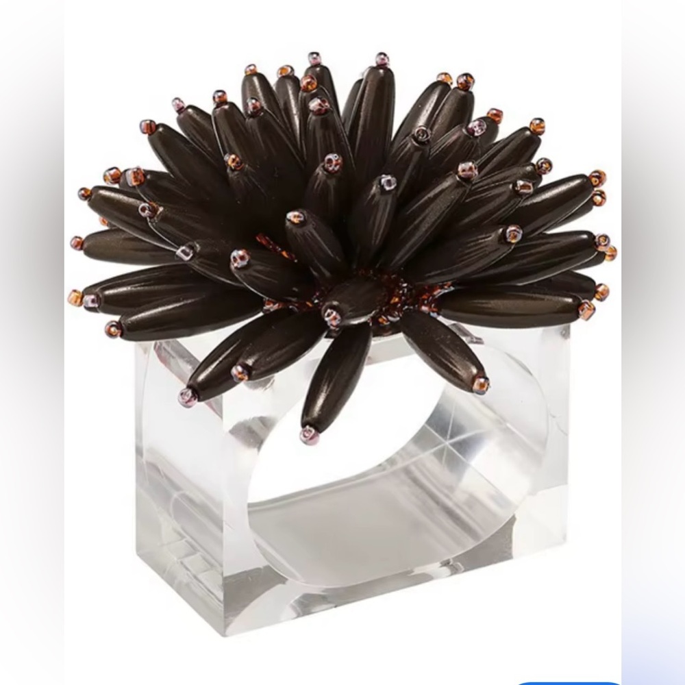 Kim Seybert Spoke Napkin Ring in taupe NWT